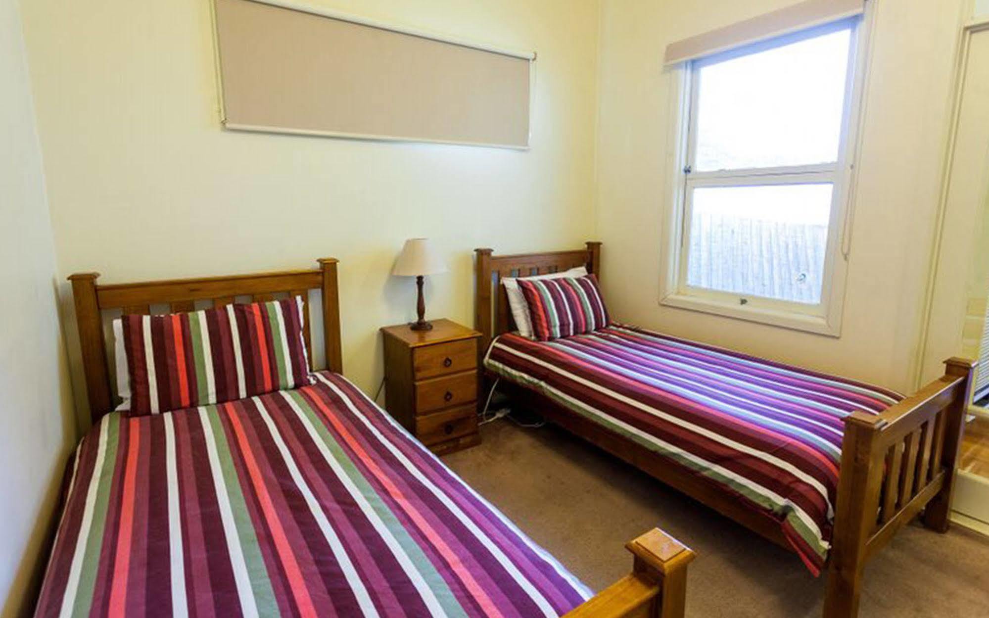 Point Lonsdale Holiday Apartments (Adults Only) Queenscliff Dış mekan fotoğraf