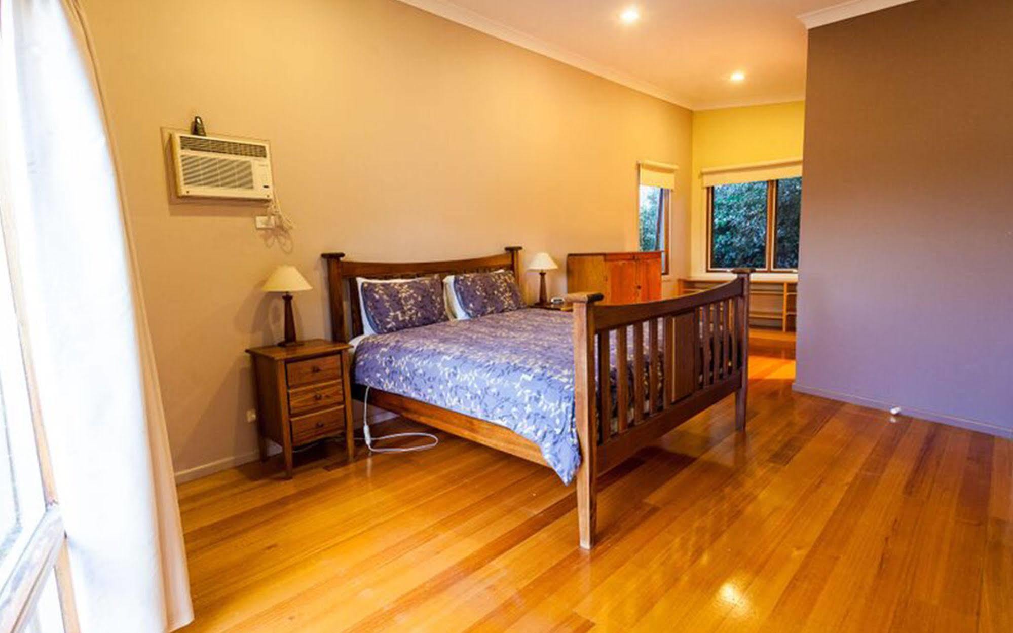 Point Lonsdale Holiday Apartments (Adults Only) Queenscliff Dış mekan fotoğraf