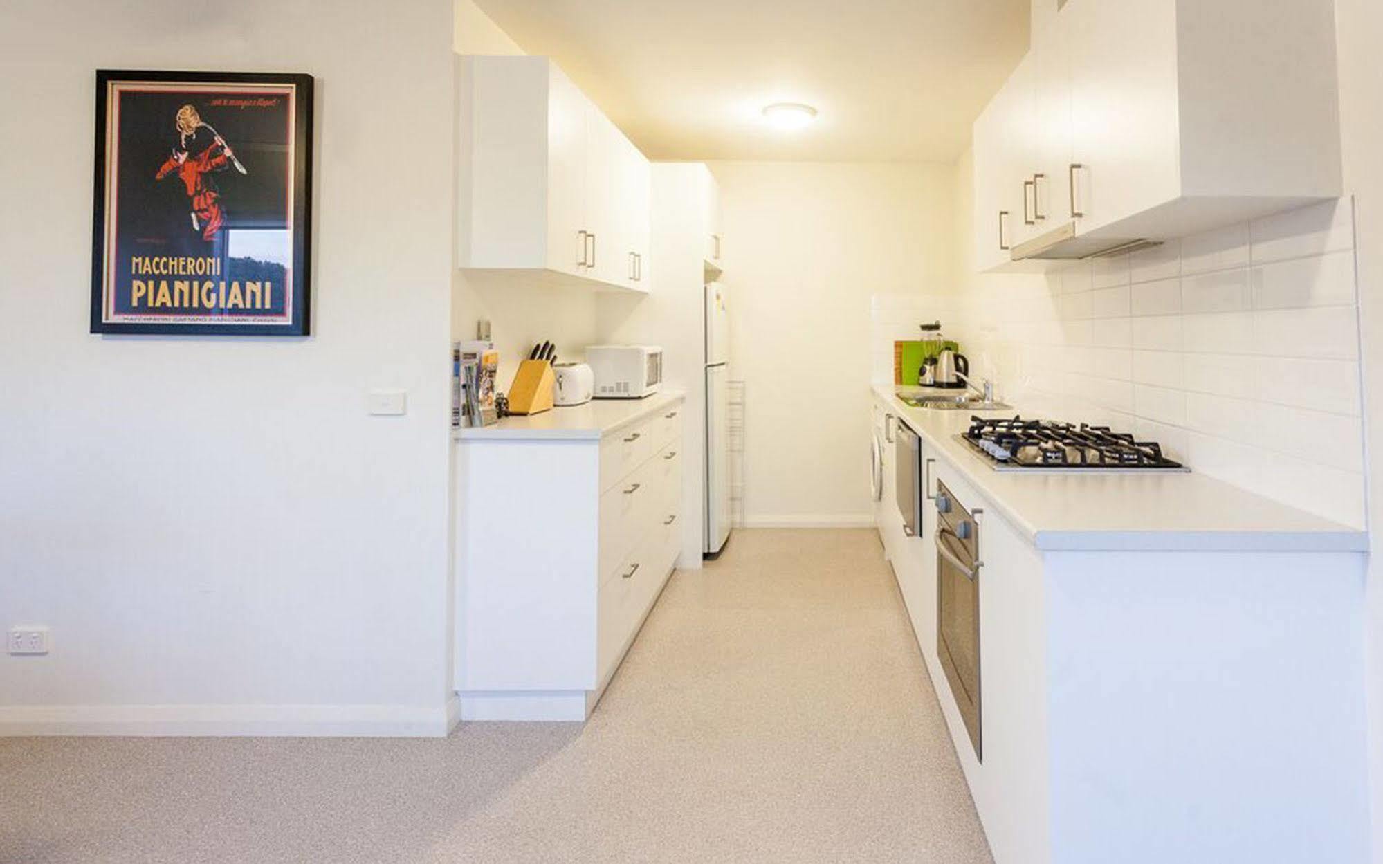 Point Lonsdale Holiday Apartments (Adults Only) Queenscliff Dış mekan fotoğraf