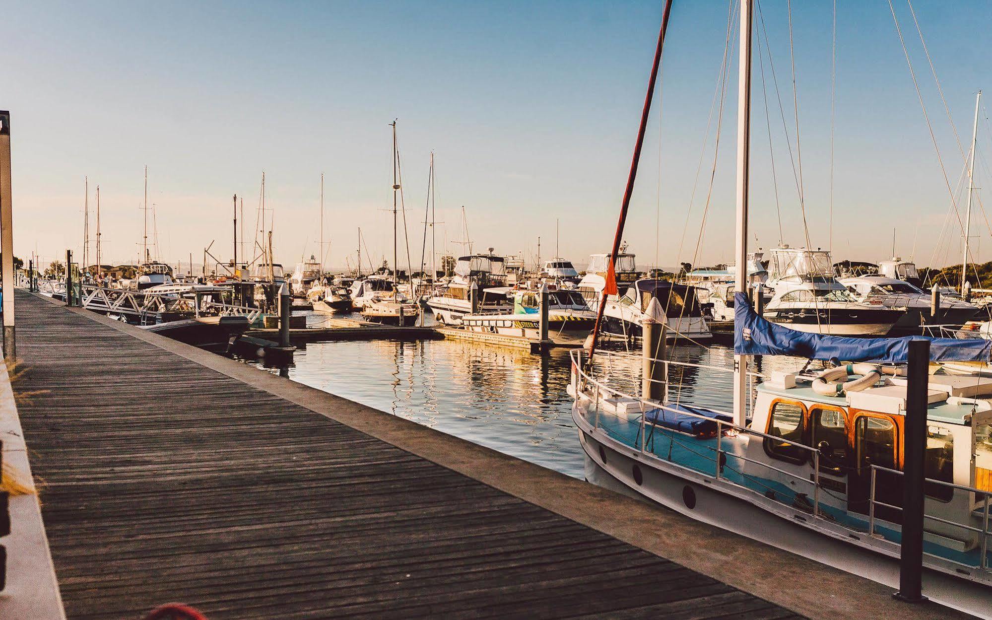 Point Lonsdale Holiday Apartments (Adults Only) Queenscliff Dış mekan fotoğraf